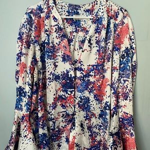 Tahari XL bell sleeve blouse